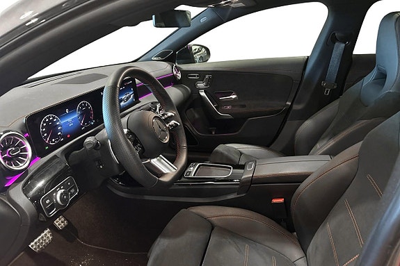 Mercedes-Benz CLA200 7 of 17