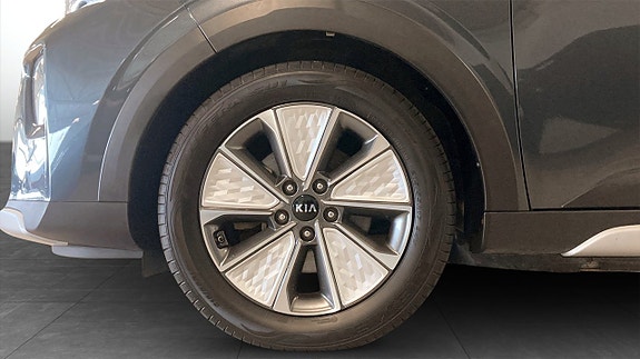 Kia e-Soul 9 of 24