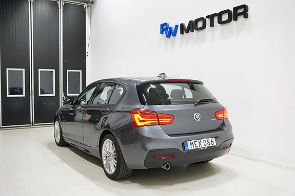 BMW 118i 5 of 5