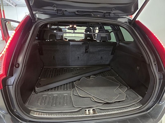 Volvo XC60 10 of 10