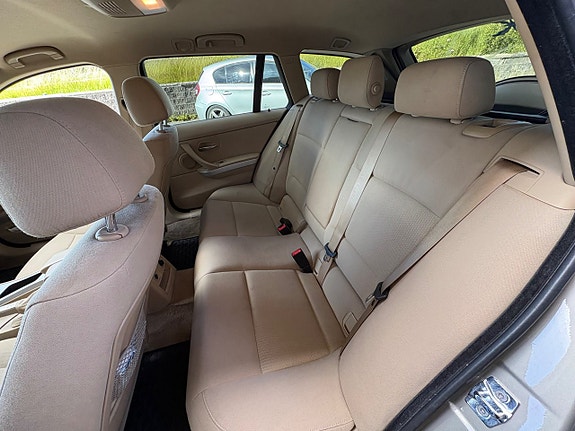 BMW 320d 9 of 9