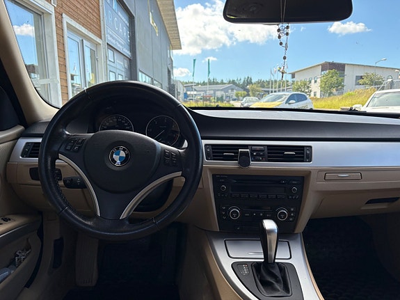 BMW 320d 6 of 9