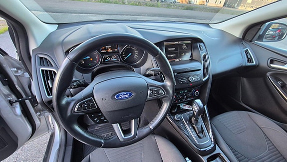 Ford Focus 8 of 11