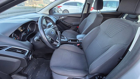 Ford Focus 7 of 11