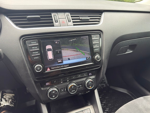 Skoda Octavia Scout 15 of 15