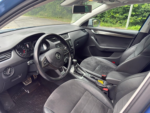 Skoda Octavia Scout 12 of 15