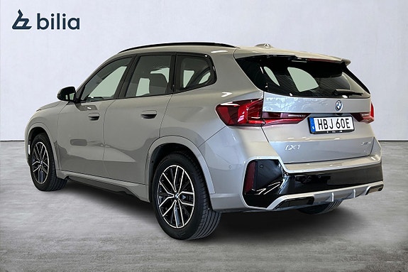 BMW iX1 5 of 5