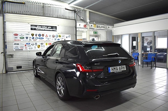 BMW 330e 5 of 21