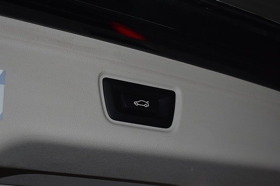 BMW 330e 19 of 21