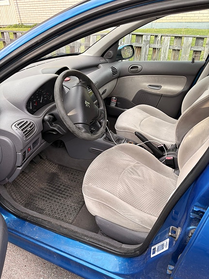 Peugeot 206 4 of 5
