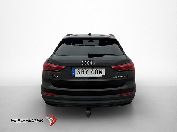 Audi Q3 7 of 30