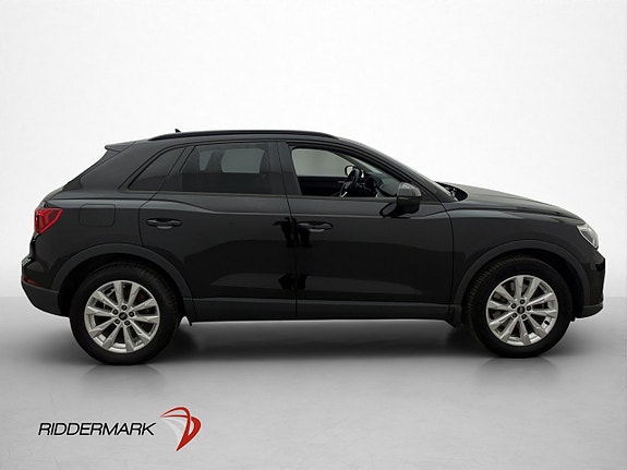 Audi Q3 9 of 30