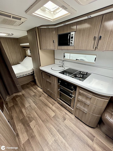 Kabe Imperial 780 TDL KS 8 of 21