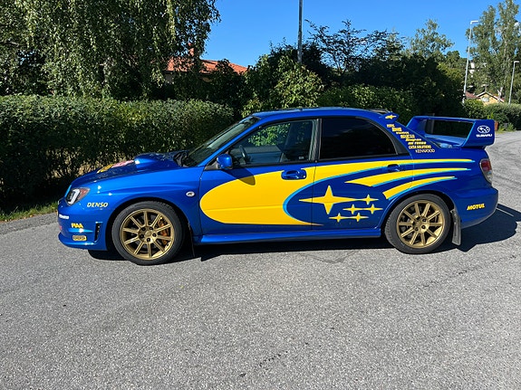Subaru Impreza 3 of 5