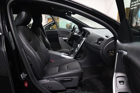 Volvo V60 9 of 21