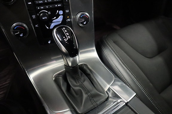 Volvo V60 15 of 21