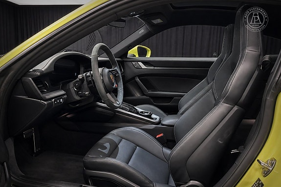 Porsche 911 5 of 11