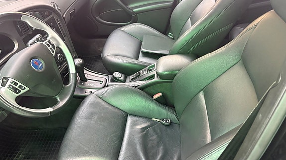 Saab 9-5 12 of 18