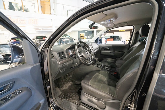 Volkswagen Amarok 15 of 21