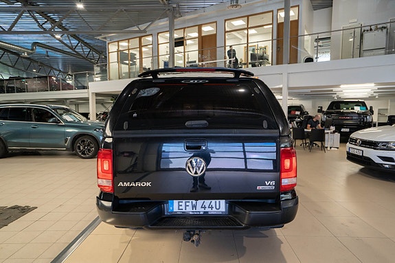Volkswagen Amarok 7 of 21