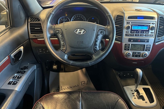Hyundai Santa Fe 8 of 11