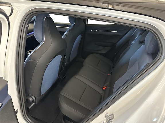 Volvo EX30 9 of 10