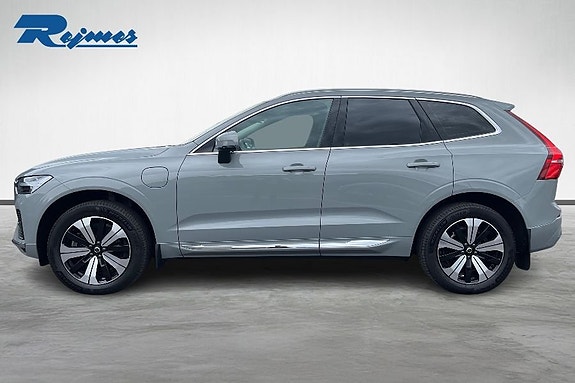 Volvo XC60 3 of 25
