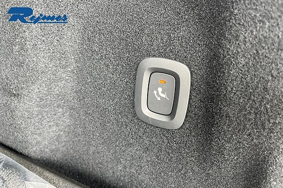 Volvo XC60 19 of 25