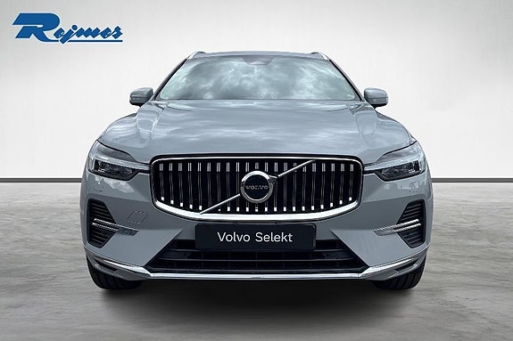 Volvo XC60 5 of 25