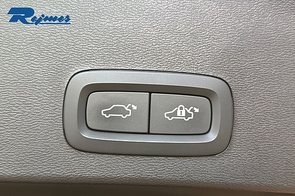 Volvo EX40 21 of 22