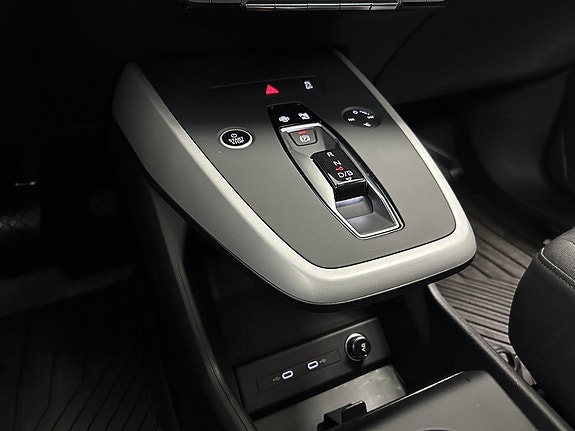 Audi Q4 e-tron 23 of 27