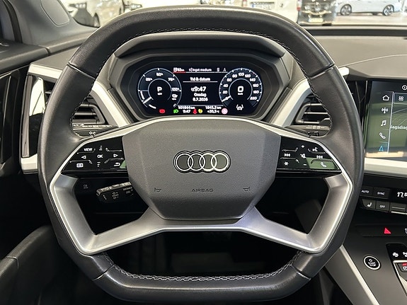 Audi Q4 e-tron 15 of 27