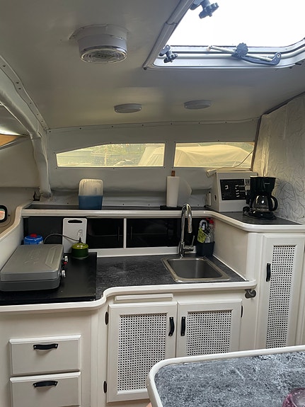 Bayliner 2850 Contessa Sunbridge 9 of 10