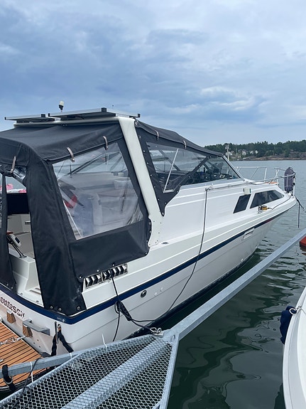 Bayliner 2850 Contessa Sunbridge 2 of 5