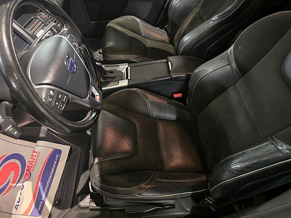Volvo XC60 15 of 21