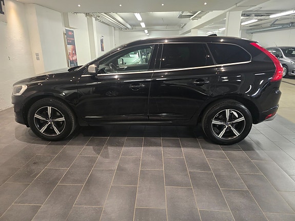 Volvo XC60 5 of 21