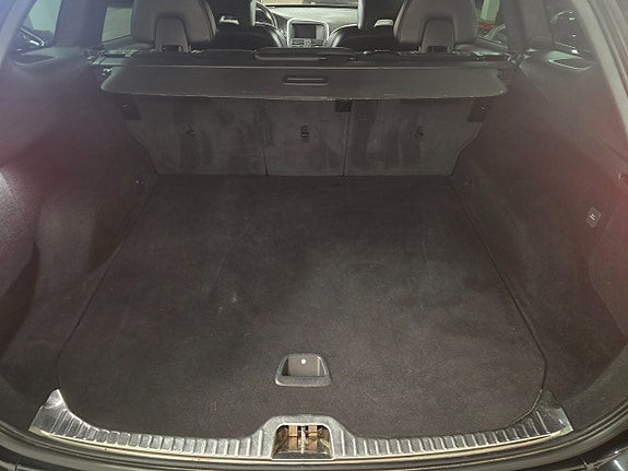Volvo XC60 9 of 21
