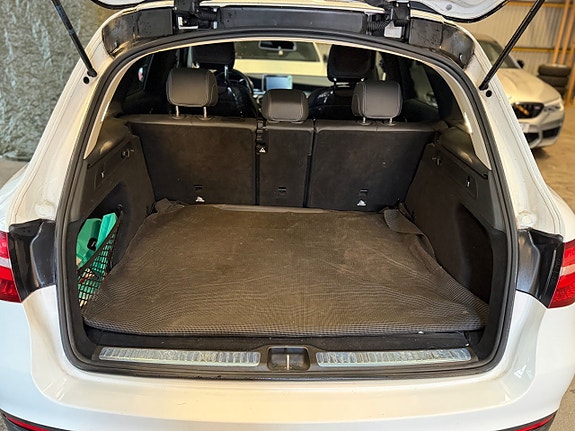 Mercedes-Benz GLC220 d 9 of 21