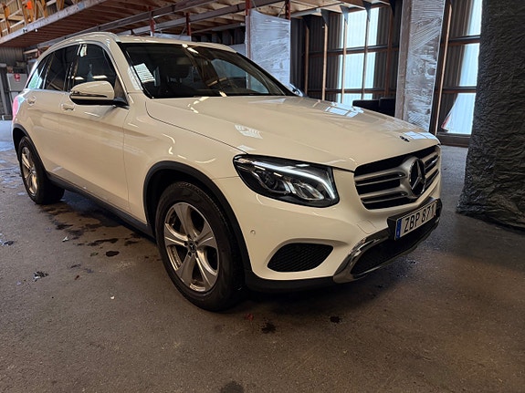 Mercedes-Benz GLC220 d 3 of 5