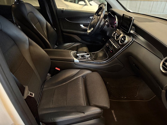 Mercedes-Benz GLC220 d 15 of 21