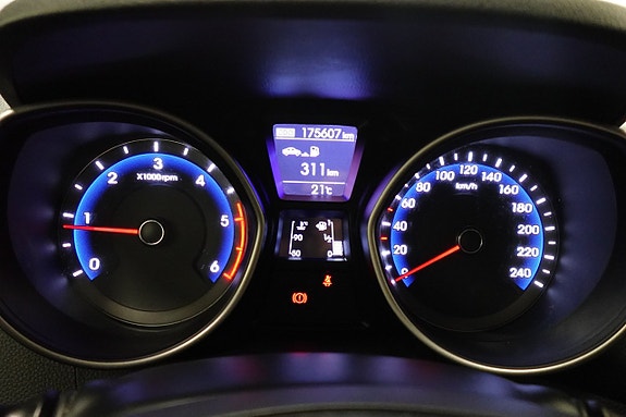 Hyundai i30 11 of 15
