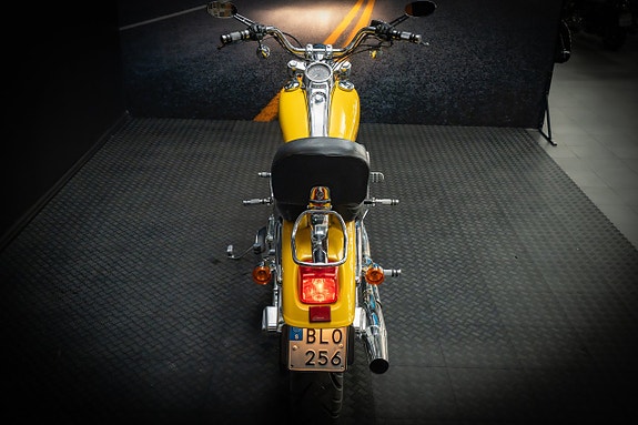 Harley-Davidson Deuce FXSTDI 5 of 13