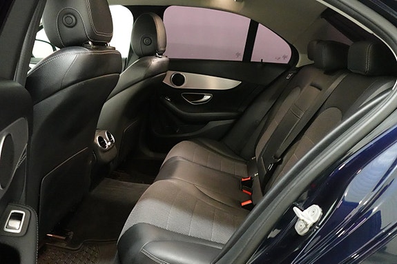 Mercedes-Benz C180 5 of 5