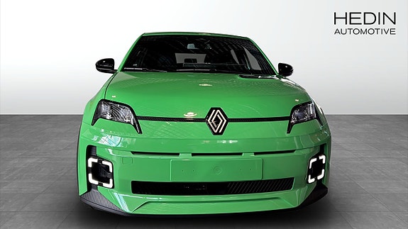 Renault 5 8 of 12
