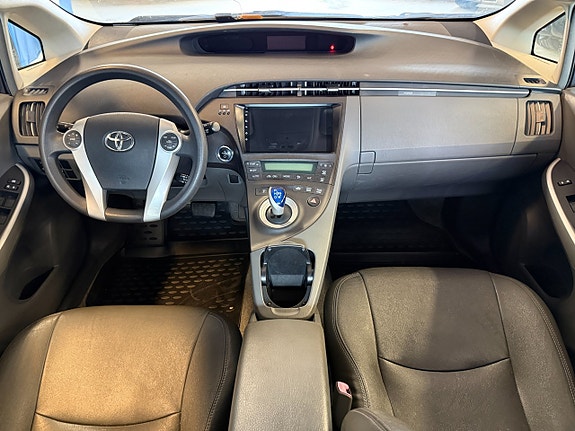 Toyota Prius 10 of 11