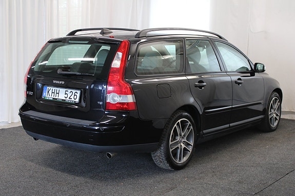Volvo V50 5 of 5