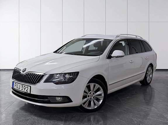 Skoda Superb 8 of 19