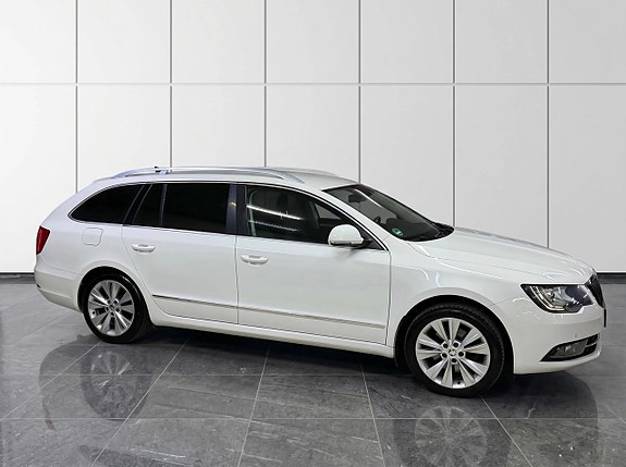 Skoda Superb 5 of 19