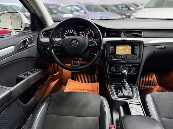 Skoda Superb 14 of 19