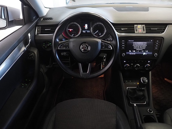 Skoda Octavia 16 of 24